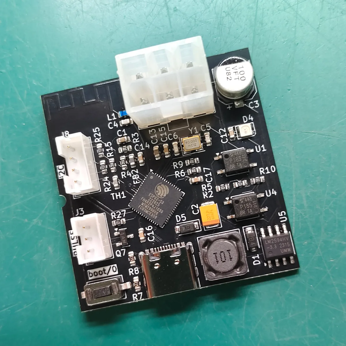 ESP32-S3 MDB controller board